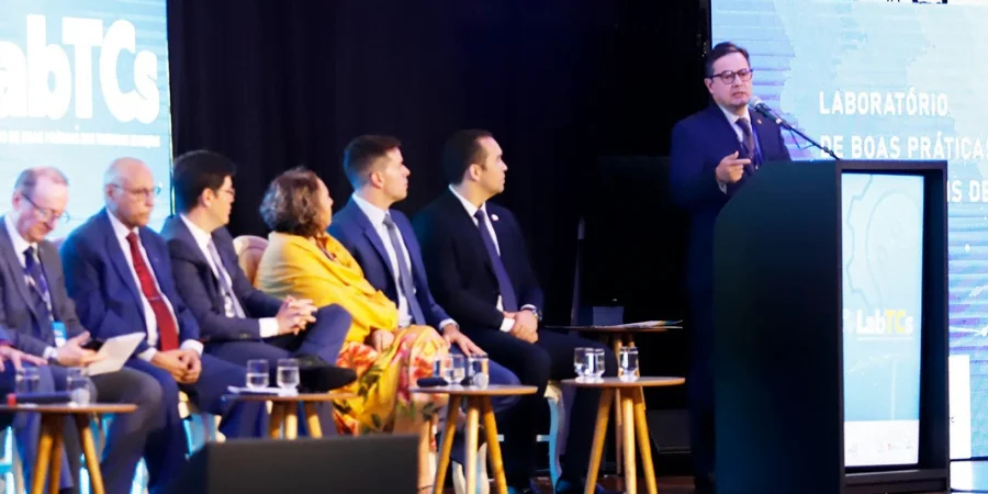 2º LabTCs reúne representantes de todos os Tribunais de Contas brasileiros e das Entidades representativas do Sistema de Controle Externo