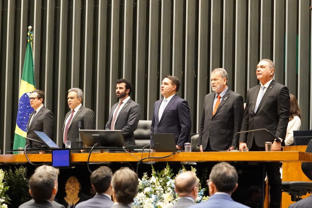 Sessão Solene na Câmara dos Deputados celebra os 34 anos da Atricon